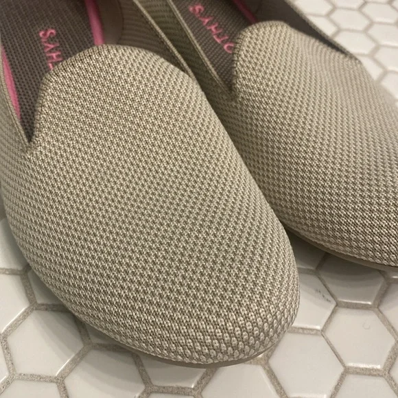 Rothy's Loafers | Tan & Cream Texture | Rounded Toe Flats | Size 8 - Picture 2 of 11